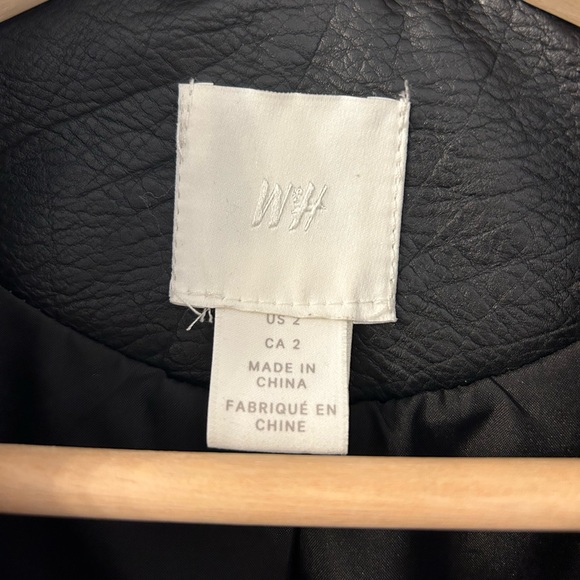 Ladies H&M leather jacket. - Picture 3 of 3